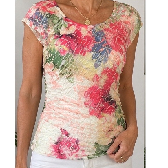 dressbarn Tops - Dressbarn Womens Medium Floral Textured Mesh Cap‎ Sleeve Scoop Neck Blouse Top